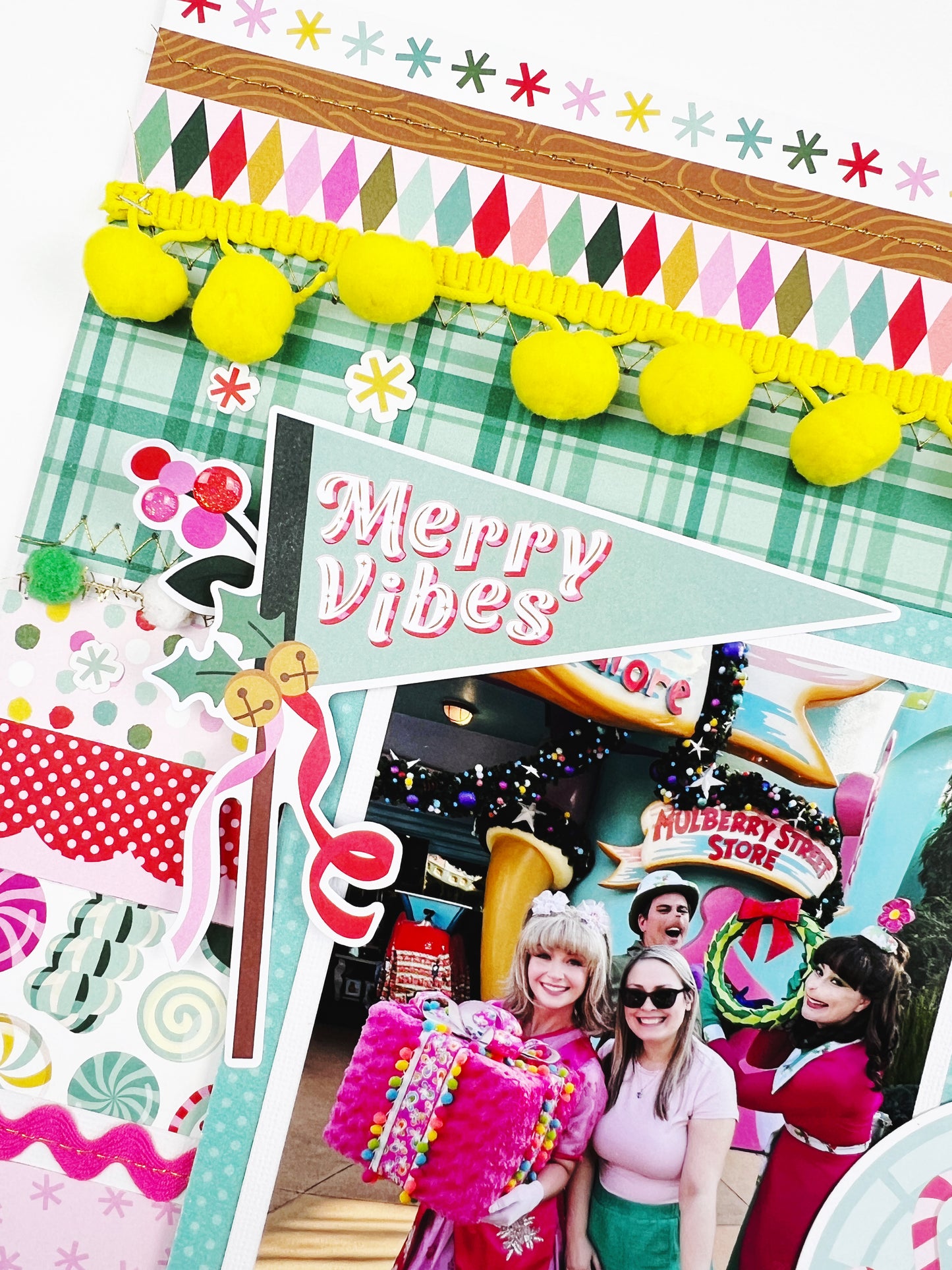 Hard Candy Christmas Layout Kit & Class